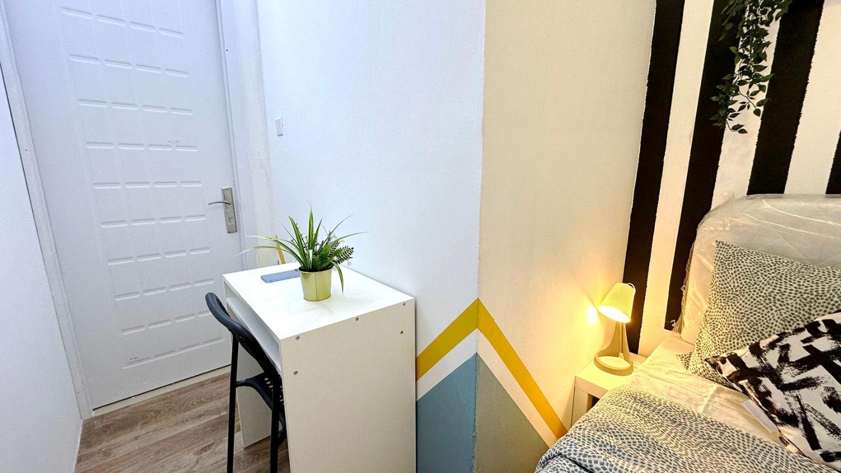 Cozy Corner Partition Room Near Burjuman Metro Dubaj Zewnętrze zdjęcie